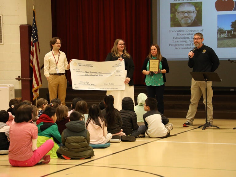 Maple Elementary Earns Distinguished School Award - Seattle Public Schools